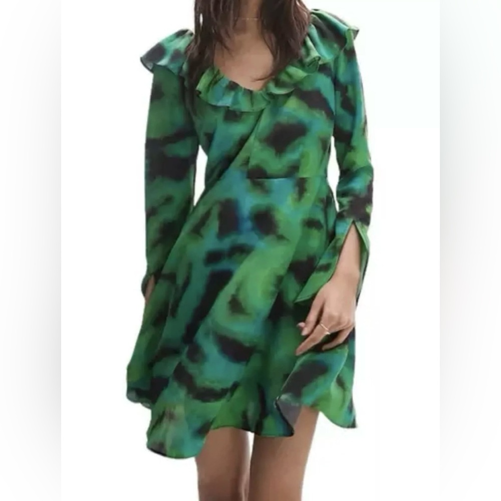 Topshop Printed Ruffle Neck Split Cuff Long Sleeve Short Dress Green Size 8 NWOT